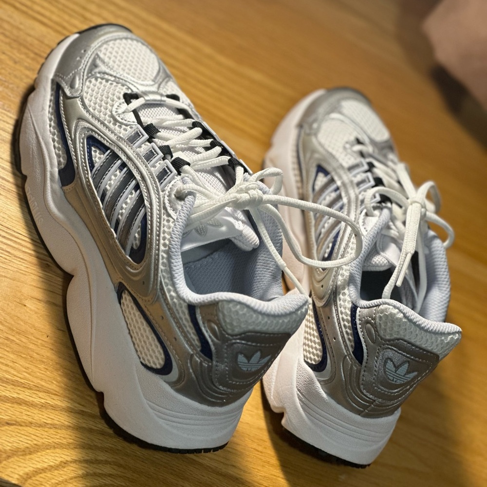 adidas Women’s Ozmillen Shoes